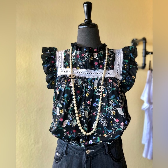 Embroidery Blouse with Laces M - Picture 4 of 7